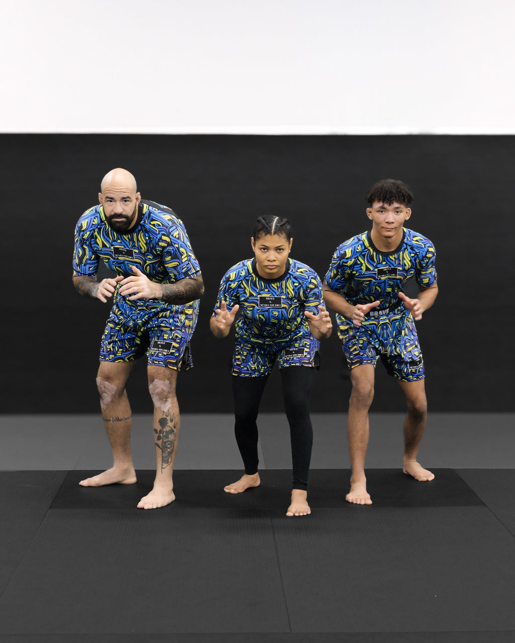 BRAVE X SENRA STUDIO RASHGUARD ADULT